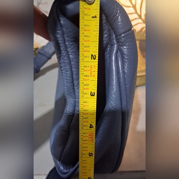 Tory Burch Navy Leather Amanda Foldover Cross body bag. - Picture 3 of 16